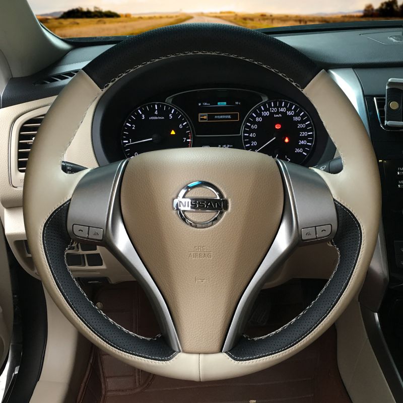 Custom leather Nissan Teana 2013-2018 Altima 2013-2018 X-Trail 2014-2017  steering wheel cover